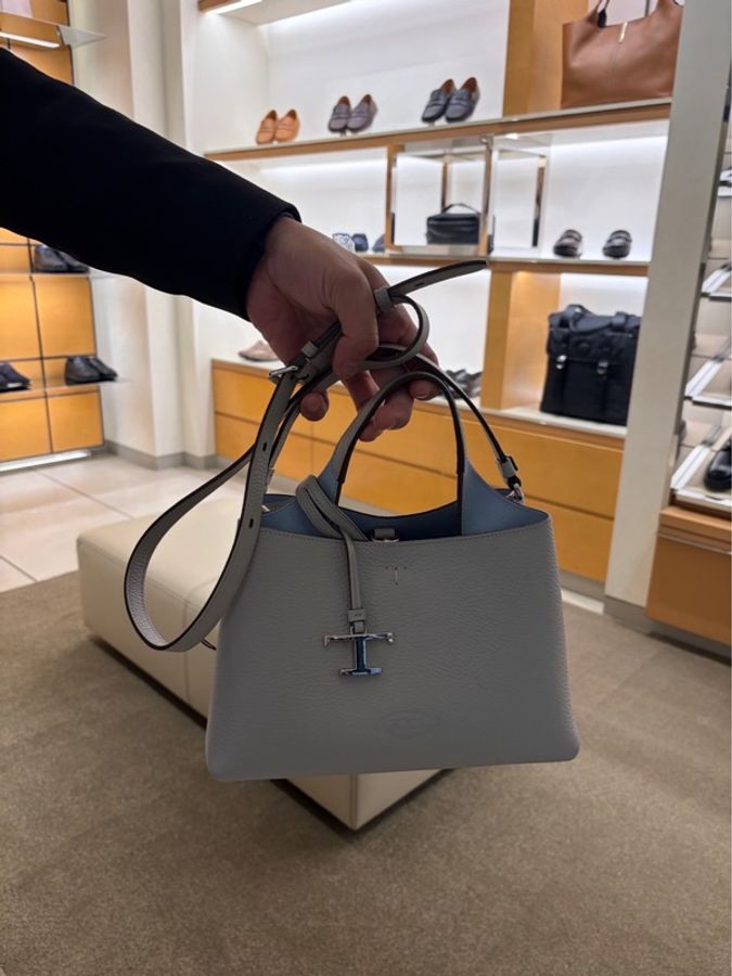 TOD’S TODS T Timeless 系列荔枝紋牛皮金屬字母LOGO 手提斜背包小款-4