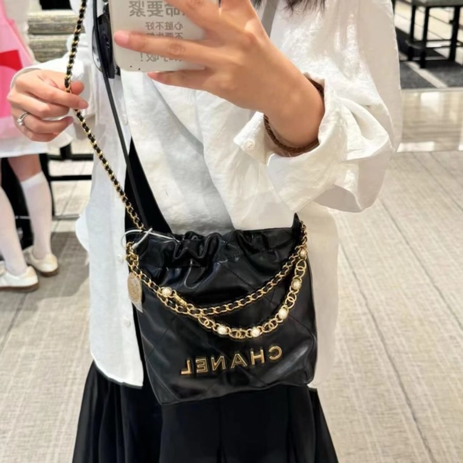 Chanel 香奈兒🖤 24a限量特別款⭐️黑金mini Bag珍珠鏈迷你垃圾袋🩷 牛皮 99新✨芯片款💕-0