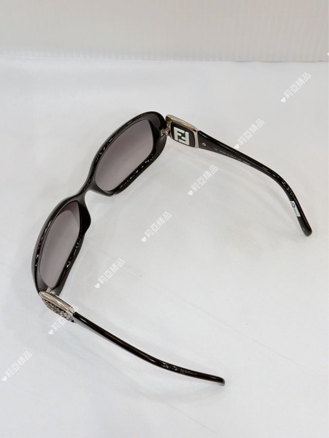 莉亞精品♡ Fendi 方鑽墨鏡 二手美品-3