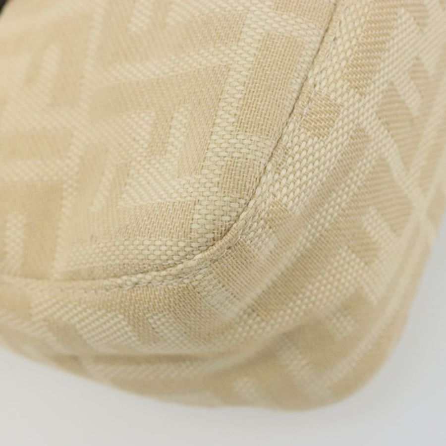 【日本直送】FENDI Zucca帆布Mamma Baguette肩背包 米色 銀色 正品 187318A-16