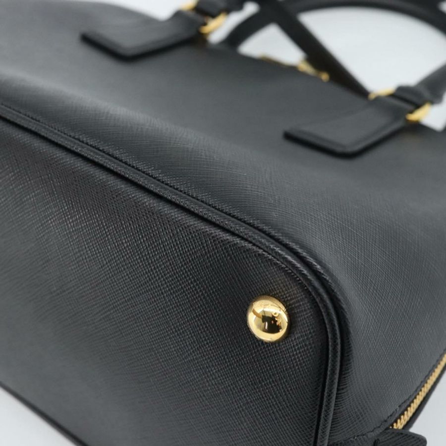 【日本直送】PRADA 手提包 Saffiano 皮革 2way 黑色金色 Auth 185952SAM-17