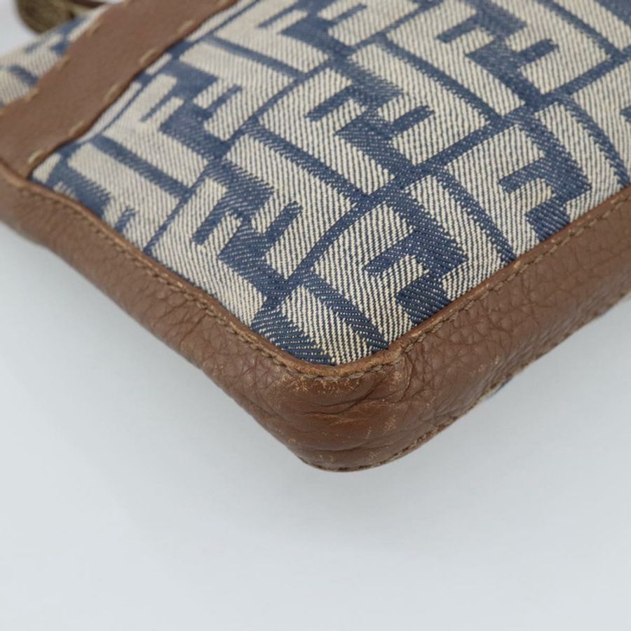 【日本直送】FENDI Zucca帆布Celeria單肩包 藍色銀色 正品 ka4804A-13