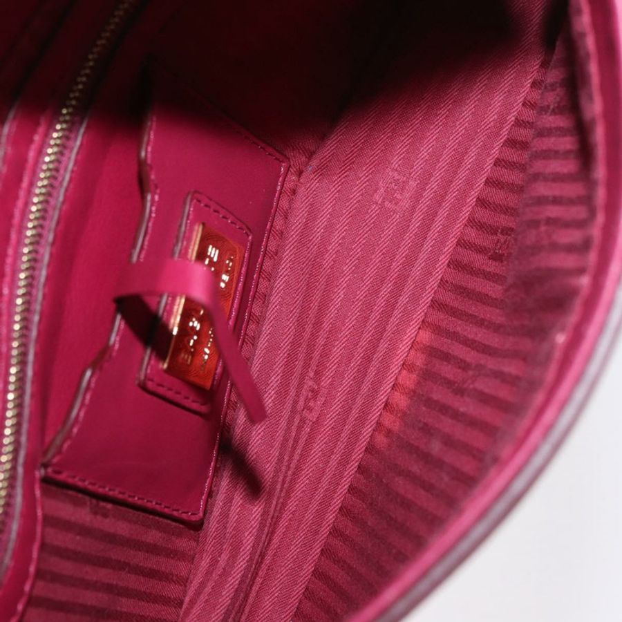 【日本直送】FENDI Mamma Baguette 單肩包，象牙/金色皮革，正品編號 185734SAM-8