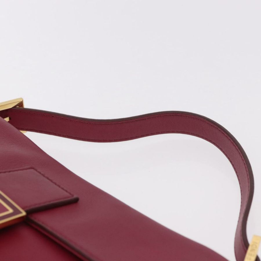 【日本直送】FENDI Mamma Baguette 單肩包，象牙/金色皮革，正品編號 185734SAM-13