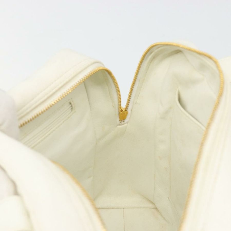 【日本直送】香奈兒 Matelasse 手袋 帆布 白色 金色 CC 標誌 Auth 185821A-18