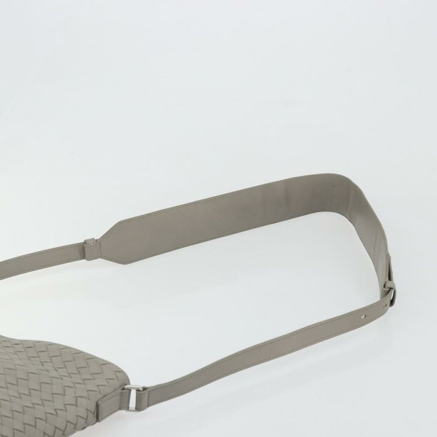 【日本直送】BOTTEGA VENETA INTRECCIATO 單肩包 皮革 灰色 銀色 正品 mr2576A-7