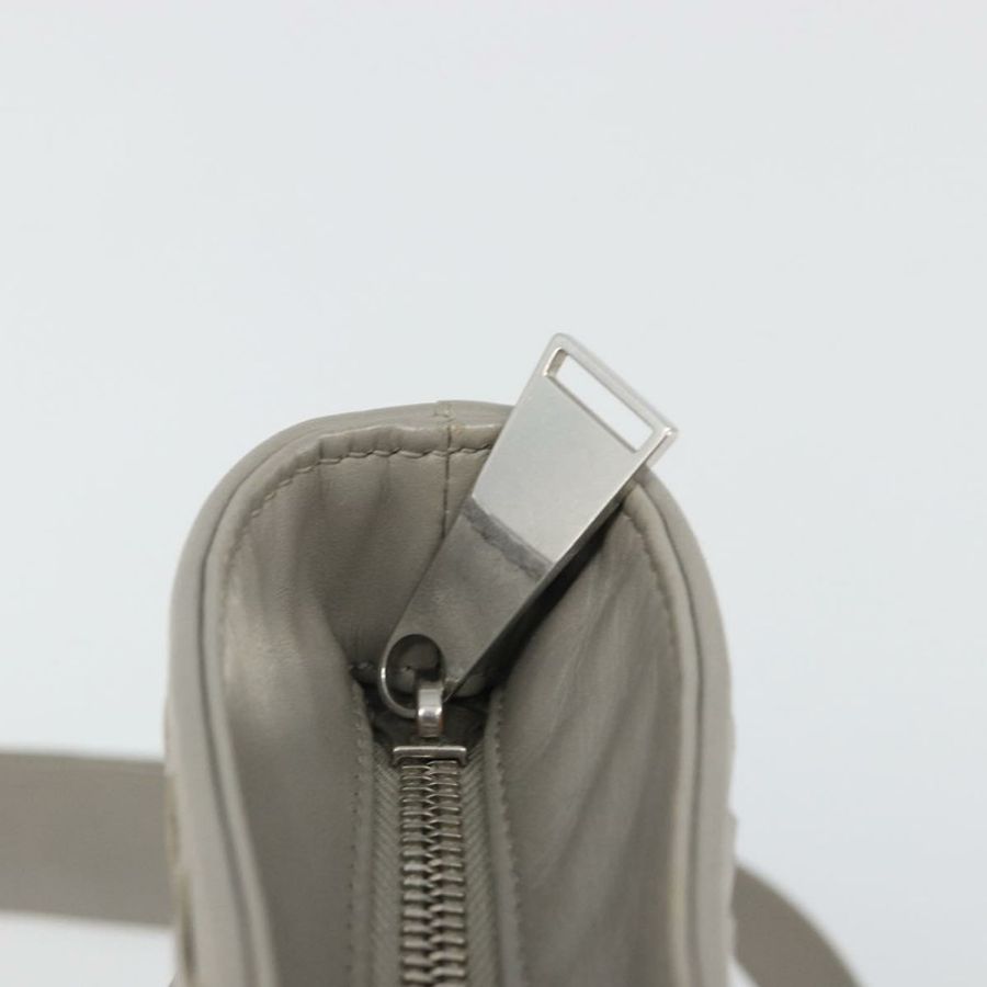 【日本直送】BOTTEGA VENETA INTRECCIATO 單肩包 皮革 灰色 銀色 正品 mr2576A-9