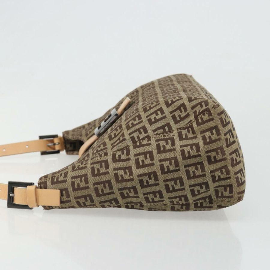 【日本直送】FENDI Zucchino帆布Mamma Baguette單肩包 米色 銀色 正品 mr2597A-3