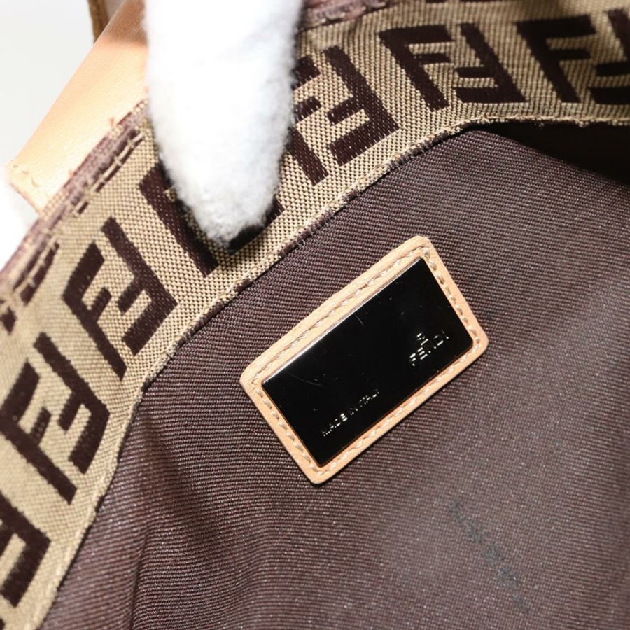【日本直送】FENDI Zucchino帆布Mamma Baguette單肩包 米色 銀色 正品 mr2597A-19