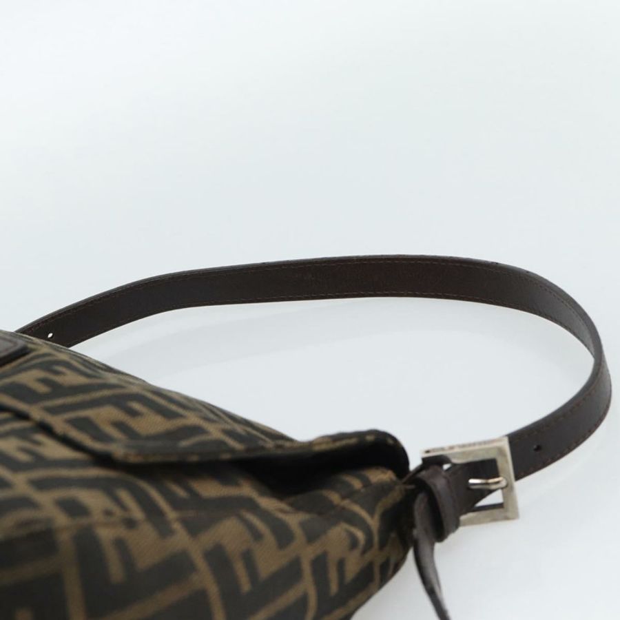 【日本直送】FENDI Zucca帆布Mamma Baguette單肩包 黑色 銀色 棕色 正品 186462V-7