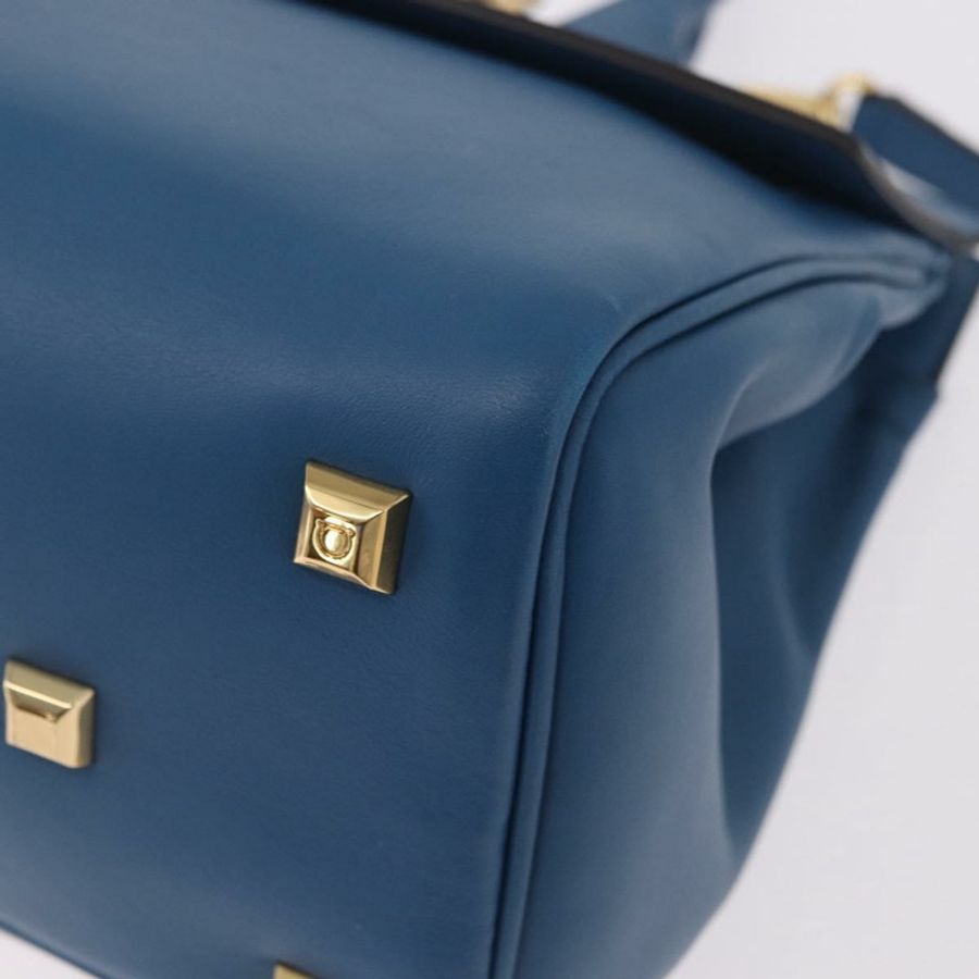 【日本直送】Salvatore Ferragamo Gancini Studio 手提包 皮革 2way 藍色金色 Auth ka4871V-15