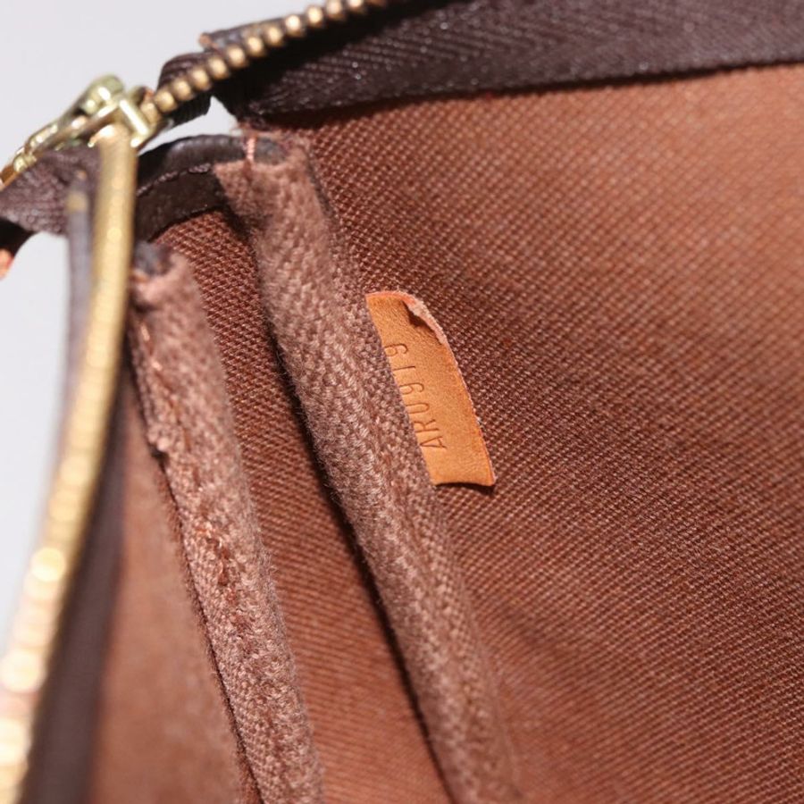 【日本直送】路易威登 Monogram Pochette Accessoires 配件包 M51980 Auth am11977A-10