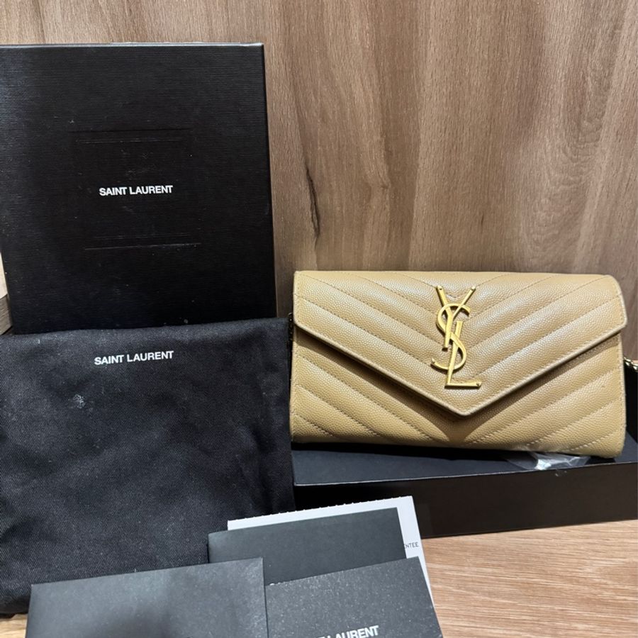 （YSL)Saint Laurent V字翻蓋長夾-1