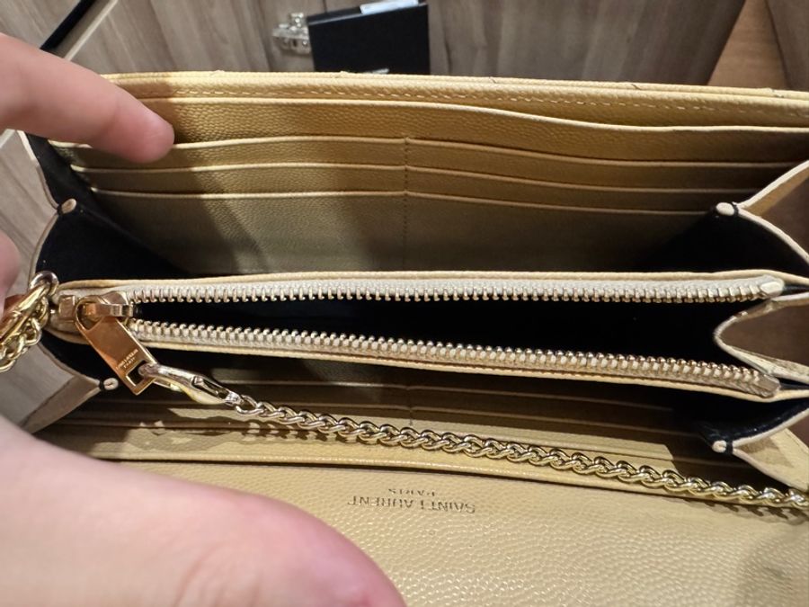 （YSL)Saint Laurent V字翻蓋長夾-4