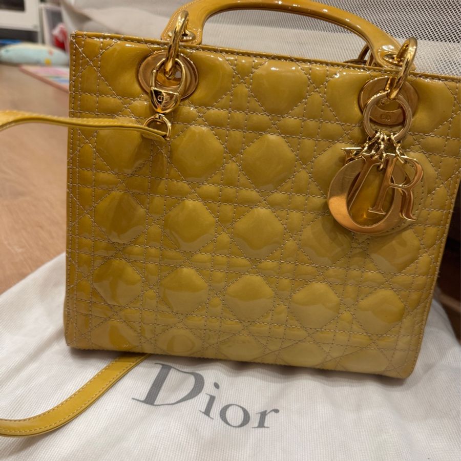 黛妃包Lady Dior 小款漆皮藤格紋手提肩背包 米色-7