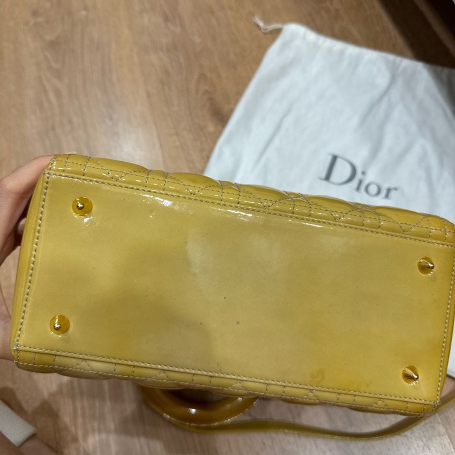 黛妃包Lady Dior 小款漆皮藤格紋手提肩背包 米色-9
