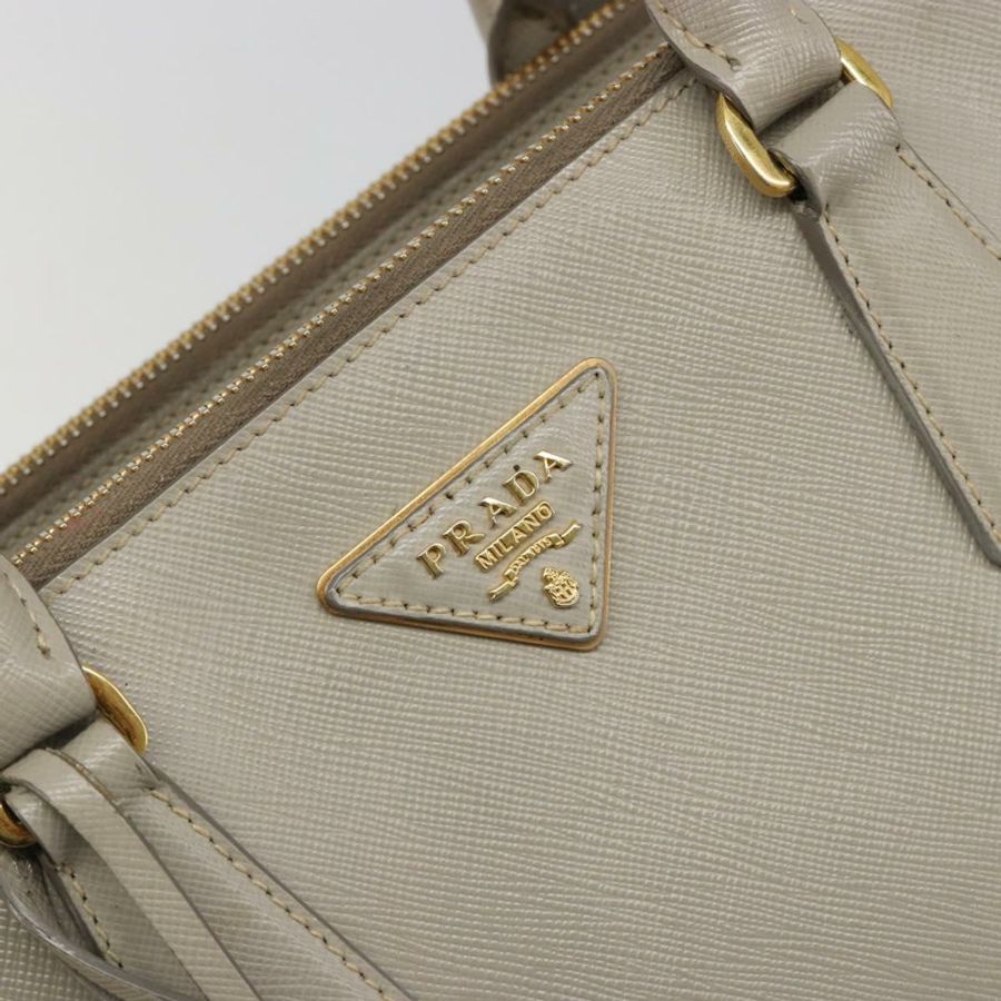【日本直送】PRADA 手提包 Saffiano 皮革 2way Gray Gold Auth 187034A-19
