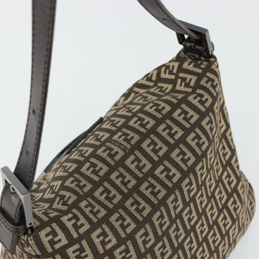【日本直送】FENDI Zucchino帆布Mamma Baguette單肩包 黑色 正品 186465V-5