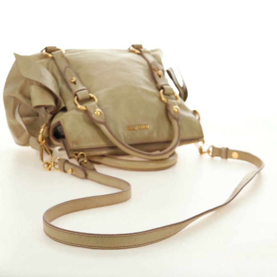 【日本直送】Miu Miu 手提包 皮革 兩用 米色 金色 正品 186442SAM-7