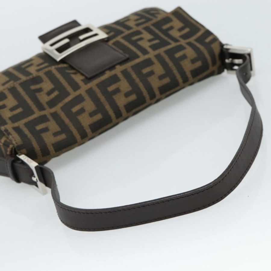 【日本直送】FENDI Zucca帆布Mamma Baguette單肩包 黑色棕色 正品 187283V-6