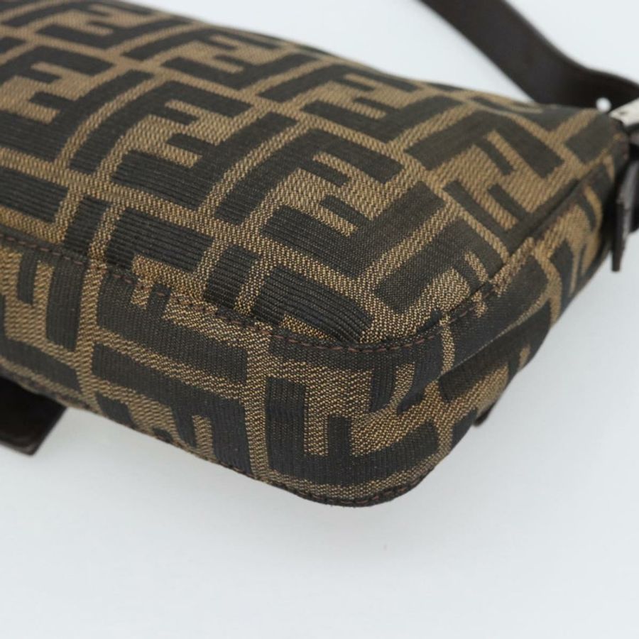 【日本直送】FENDI Zucca帆布Mamma Baguette單肩包 黑色棕色 正品 187283V-14