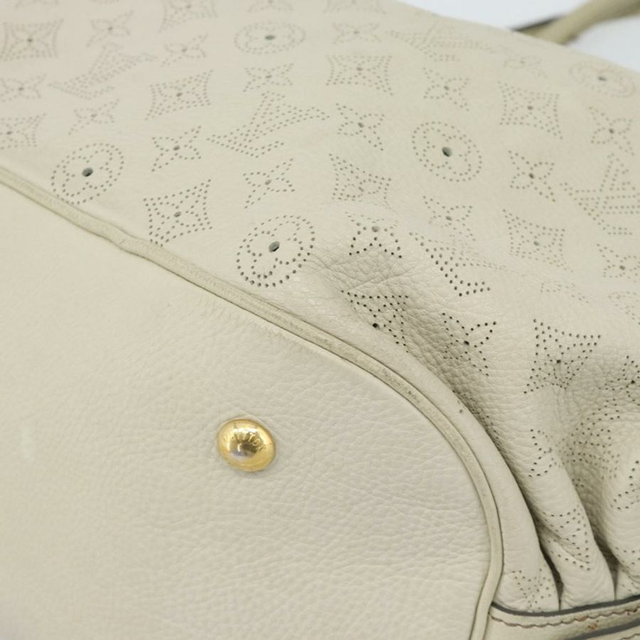 【日本直送】路易威登 (LOUIS VUITTON) 鏤空 Mahina XL 手提包，米色皮革，貨號 M93978，LV 正品 am11926V-8