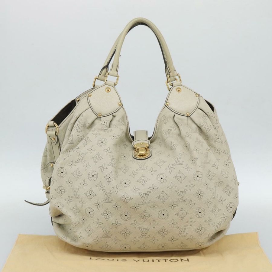 【日本直送】路易威登 (LOUIS VUITTON) 鏤空 Mahina XL 手提包，米色皮革，貨號 M93978，LV 正品 am11926V-11