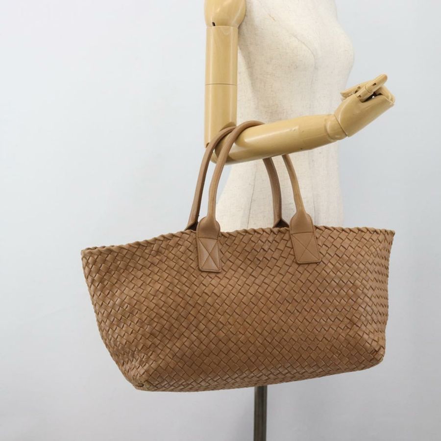 【日本直送】BOTTEGA VENETA INTRECCIATO Cabas 中型手袋皮革米色 115664 正品 am11951V-21