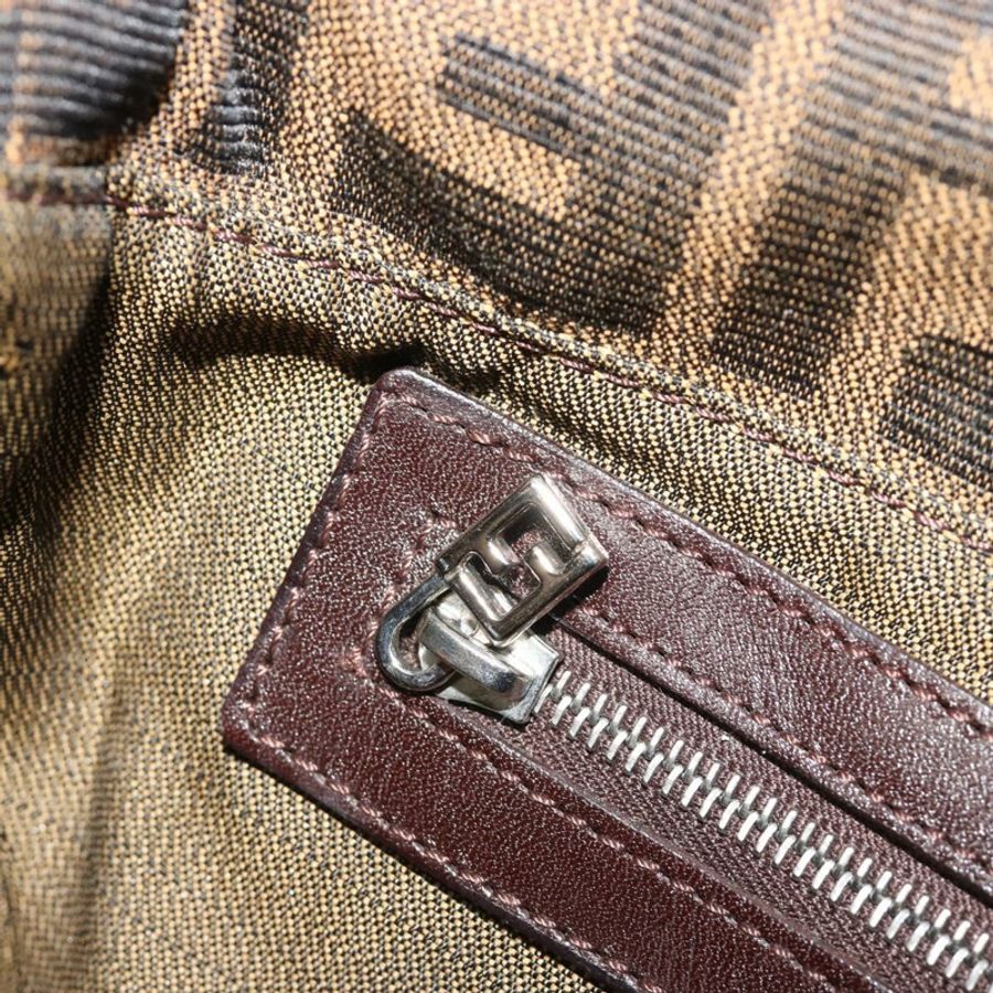 【日本直送】FENDI Zucca帆布Mamma Baguette單肩包 黑色 棕色 銀色 正品 am11936V-23