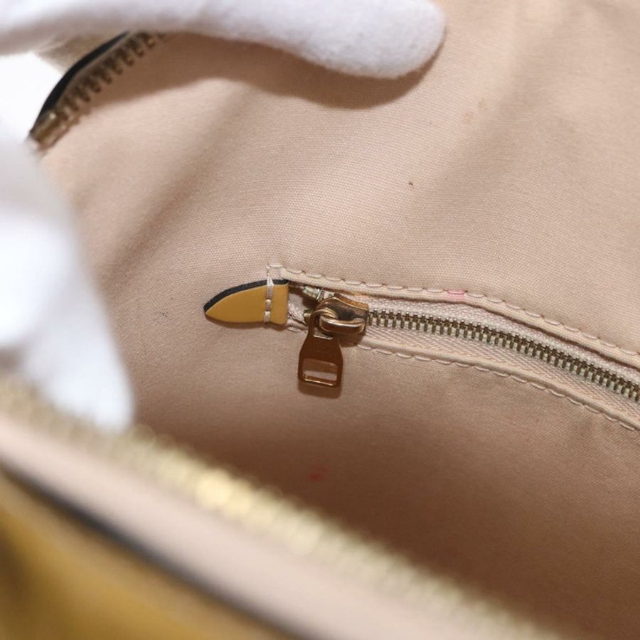 【日本直送】路易威登 Monogram Vernis Lockit PM 手提包 米色 黑色 M90251 正品 ka4865-23