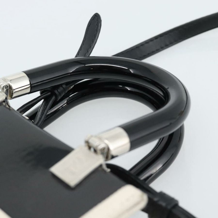 【日本直送】FENDI 手提包 漆皮 兩用 黑色 銀色 正品 ka4919M-13