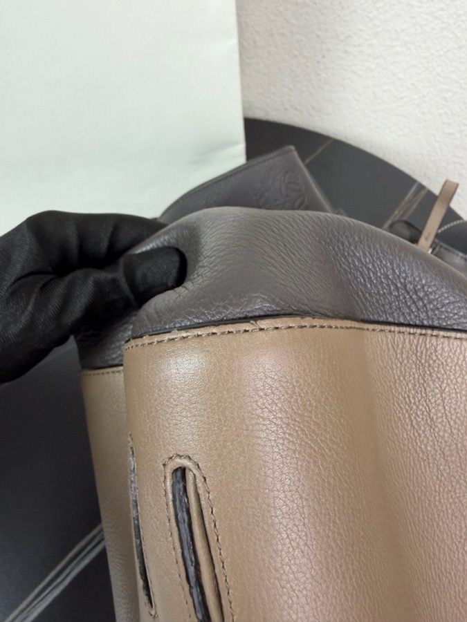 LOEWE羅意威 Anton Sling 馬球包 牛皮 斜挎包胸包 拼色-10