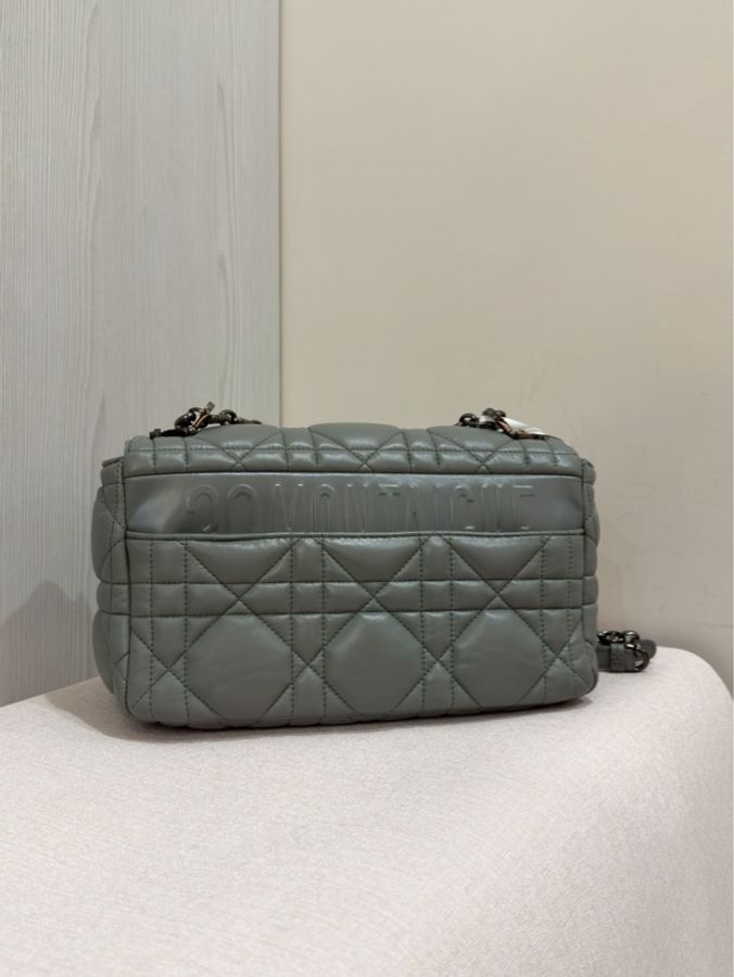 🩶Dior Caro 25cm 中號高級灰・全配近新釋出✨-6