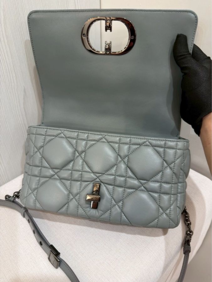 🩶Dior Caro 25cm 中號高級灰・全配近新釋出✨-14