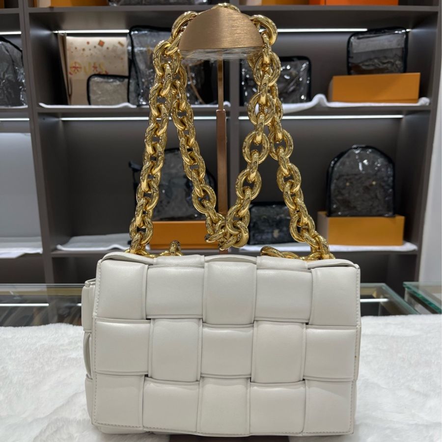 葆蝶家/Bottega Veneta  631421VBWZ09143    加襯Intreccio編織皮革斜挎包-0