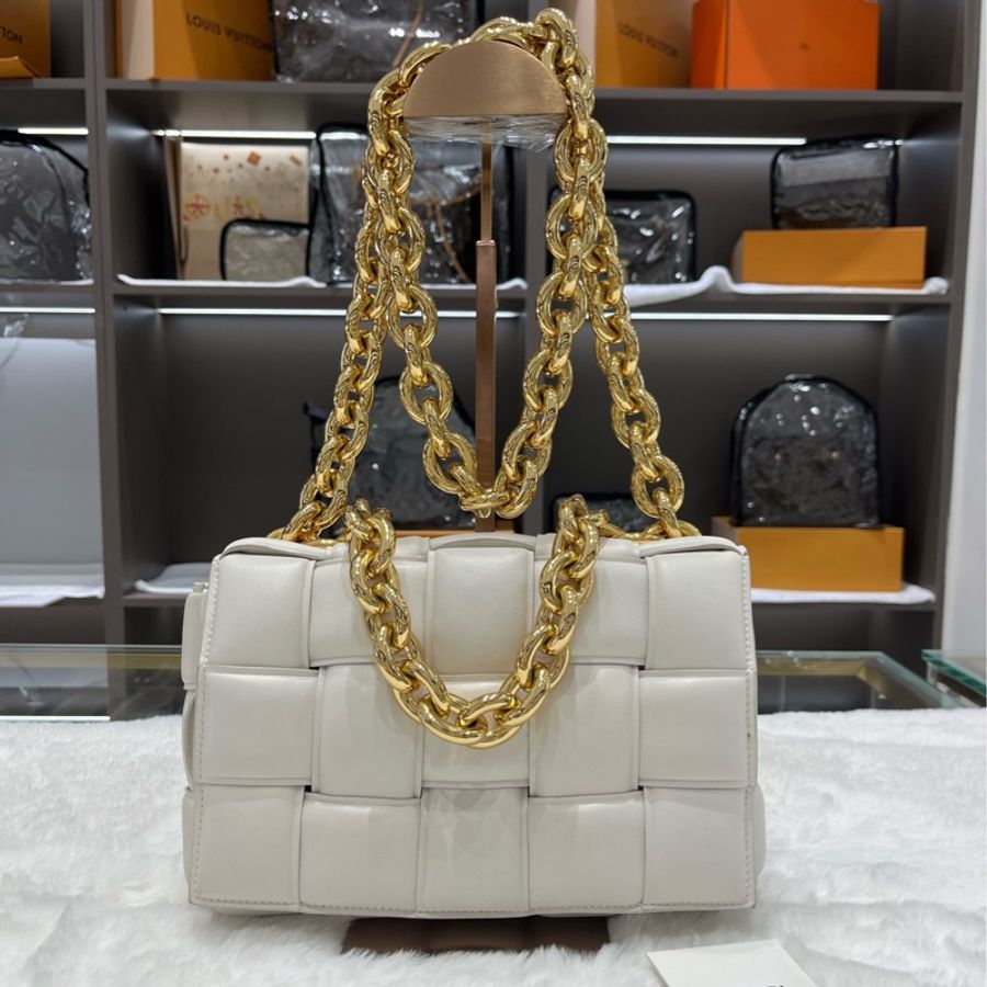 葆蝶家/Bottega Veneta  631421VBWZ09143    加襯Intreccio編織皮革斜挎包-1