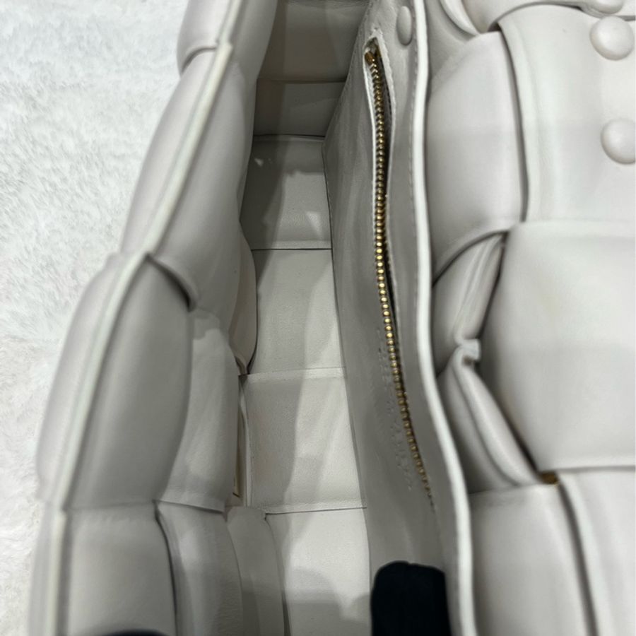 葆蝶家/Bottega Veneta  631421VBWZ09143    加襯Intreccio編織皮革斜挎包-5
