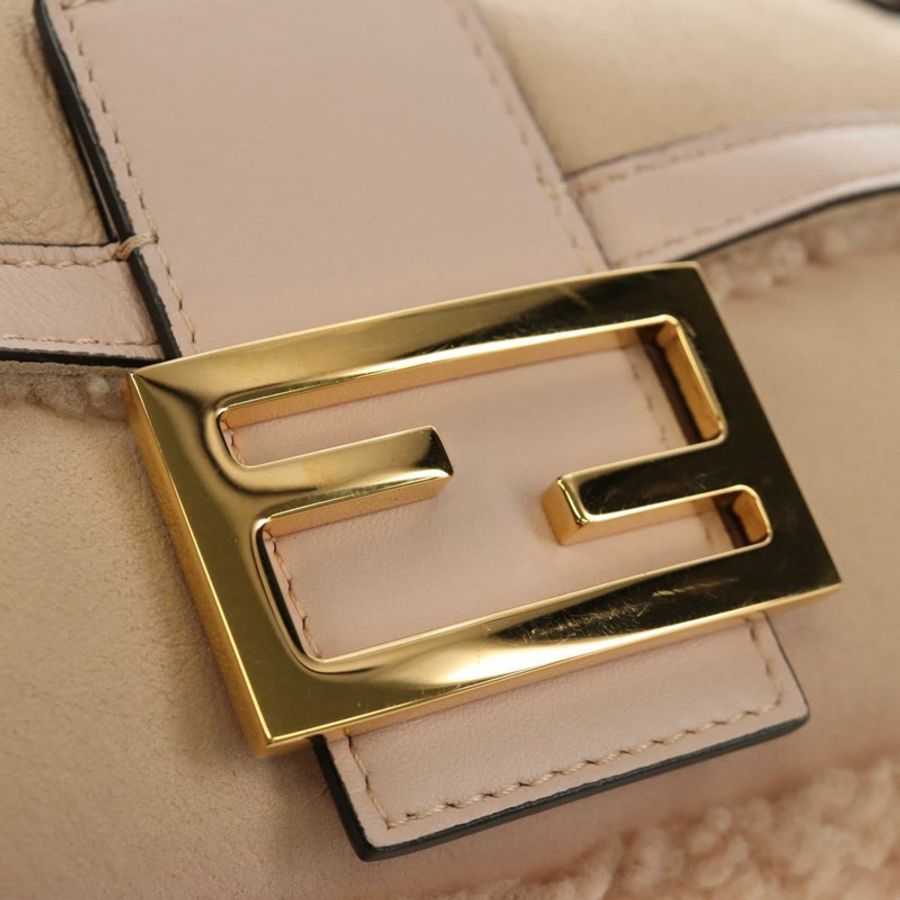 【日本直送】FENDI Mamma Baguette 肩背包 Mouton 米色 金色 正品 187191SAV-19
