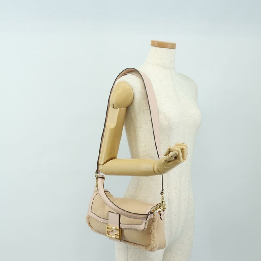 【日本直送】FENDI Mamma Baguette 肩背包 Mouton 米色 金色 正品 187191SAV-24