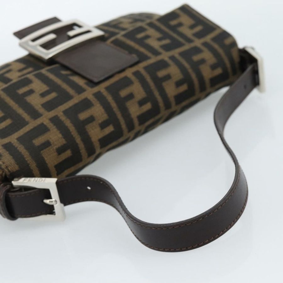 【日本直送】FENDI Zucca帆布Mamma Baguette單肩包 黑色棕色 正品 189109V-6