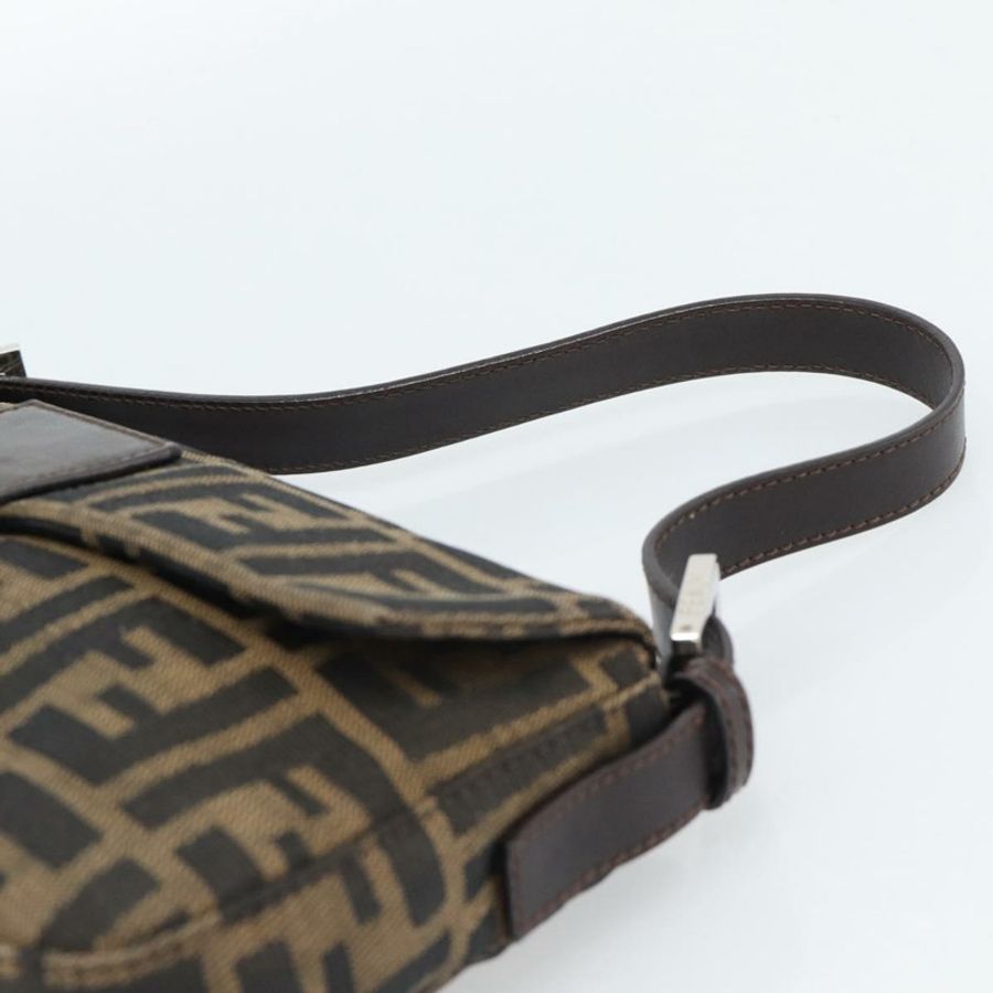 【日本直送】FENDI Zucca帆布Mamma Baguette單肩包 黑色棕色 正品 189109V-7