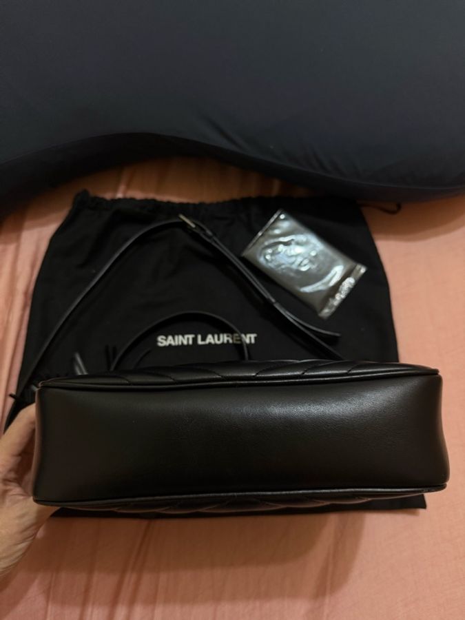 YSL MONOGRAM 銀色 仿舊LOGO肩背 斜背 相機包 黑色  流蘇包-16
