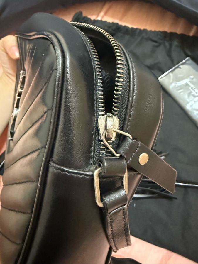 YSL MONOGRAM 銀色 仿舊LOGO肩背 斜背 相機包 黑色  流蘇包-20