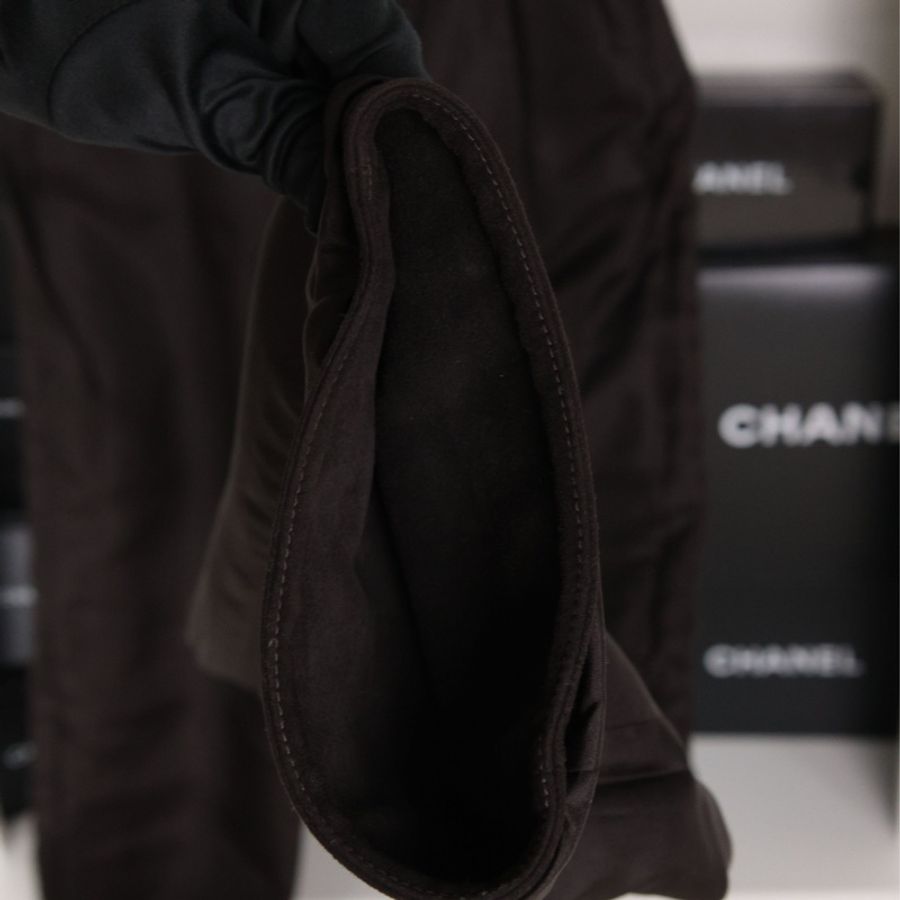 Chanel 21A棕色菱格纹皮革拼麂皮马甲长裤套装-53