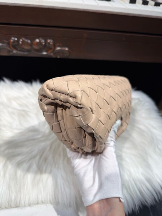 葆蝶家 Bottega Veneta  BV編織米白色小雲朵 斜挎包-7