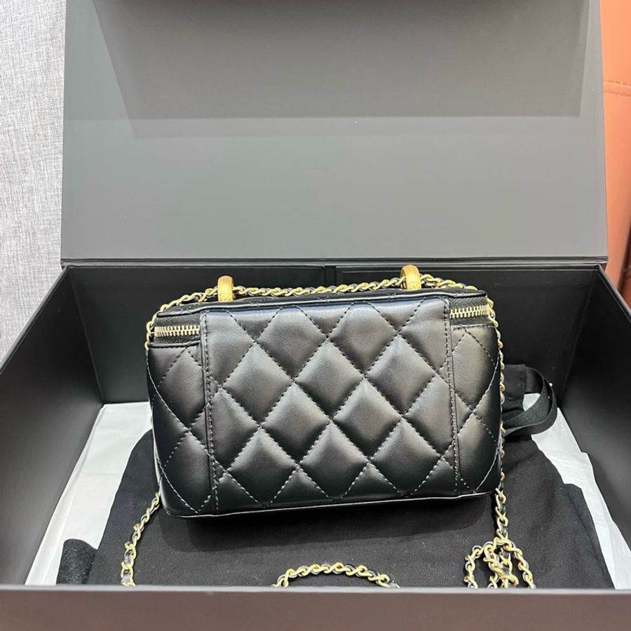 🧡芯片款Chanel香奈兒 黑金雙金珠金球長盒子化妝包斜背包-1