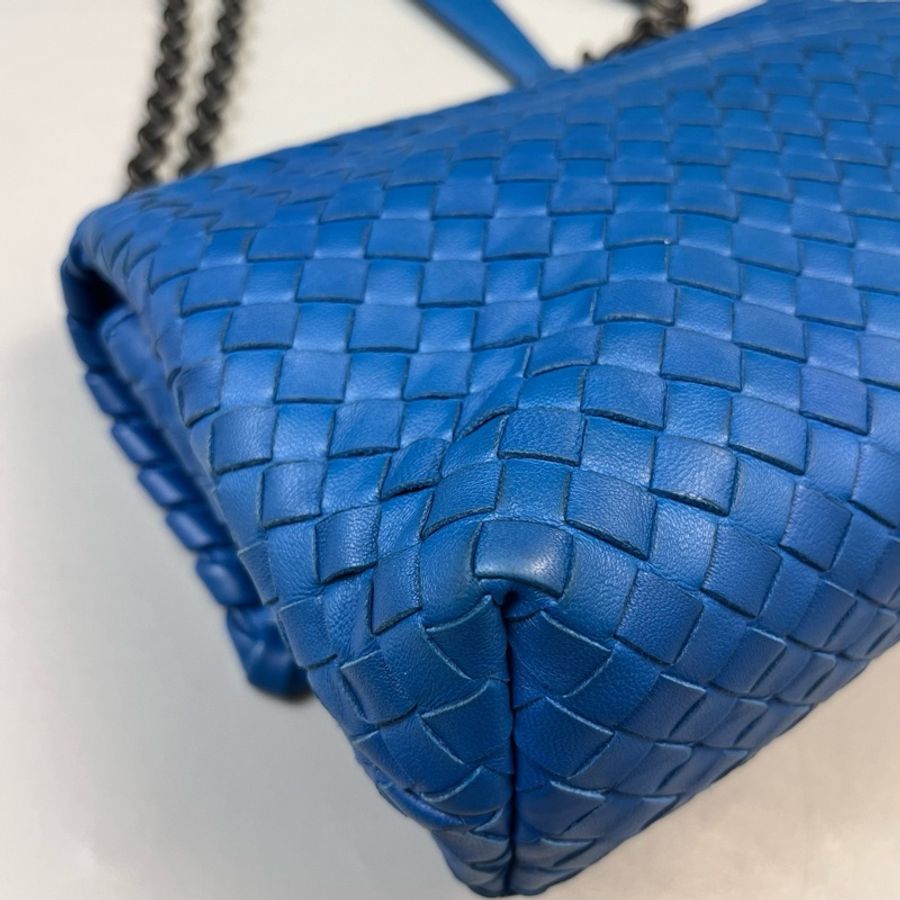 Bottega Veneta 葆蝶家奧林匹亞中號藍色 尺寸24*15*7。-11