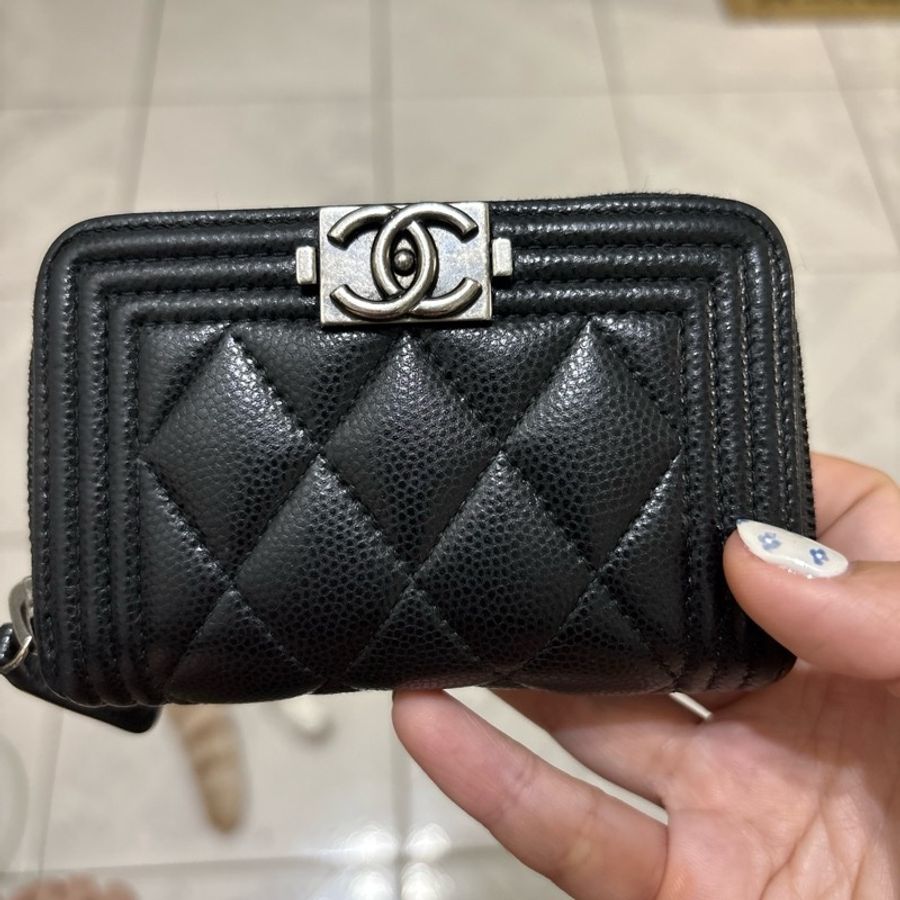 chanel Boyㄇ字荔枝牛皮零錢包-2
