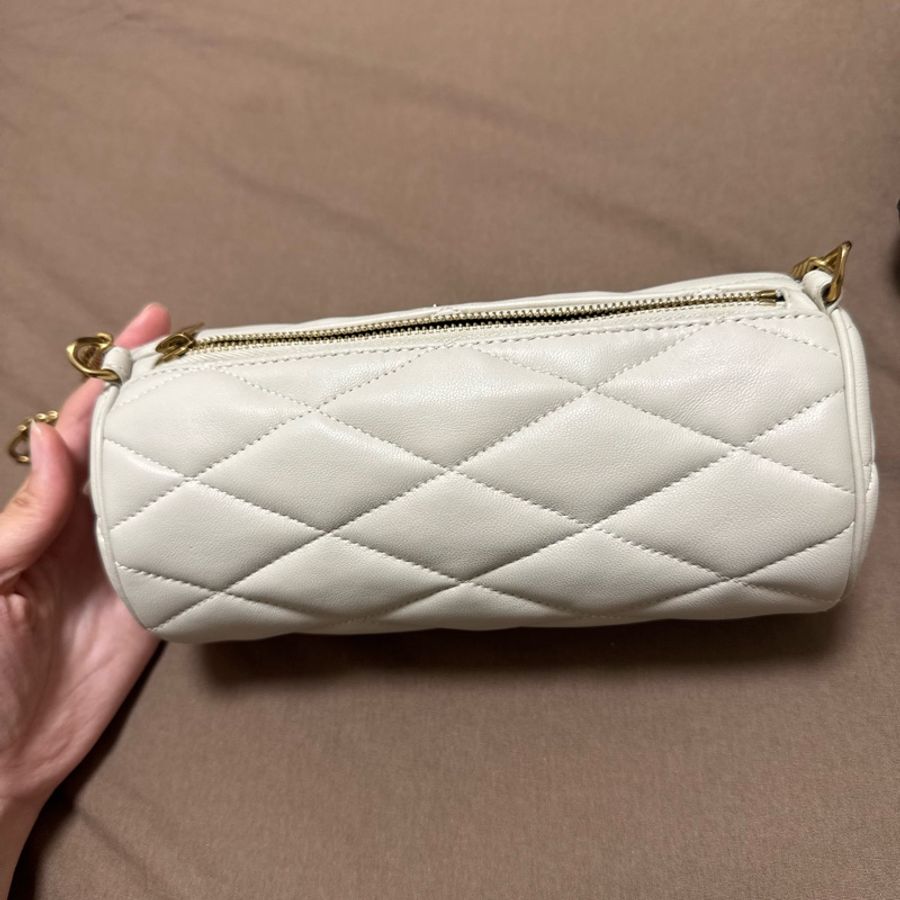 YSL sade 圓筒腋下包-7