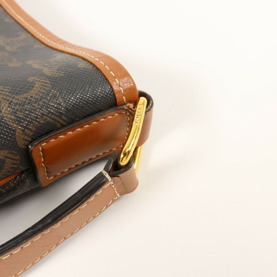CELINE 塗層帆布Triomphe Bucket Medium肩背袋-9